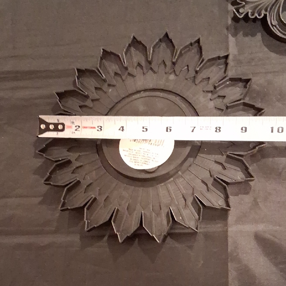 Decorative Plastic Sunburst Wall Mirror Set of 3 in Gold and Silver Tone - Picture 10 of 11